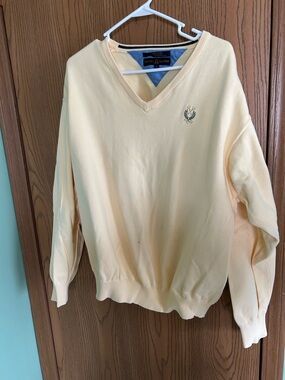 Tommy Hilfinger Light Yellow V-Neck Pullover Sweater